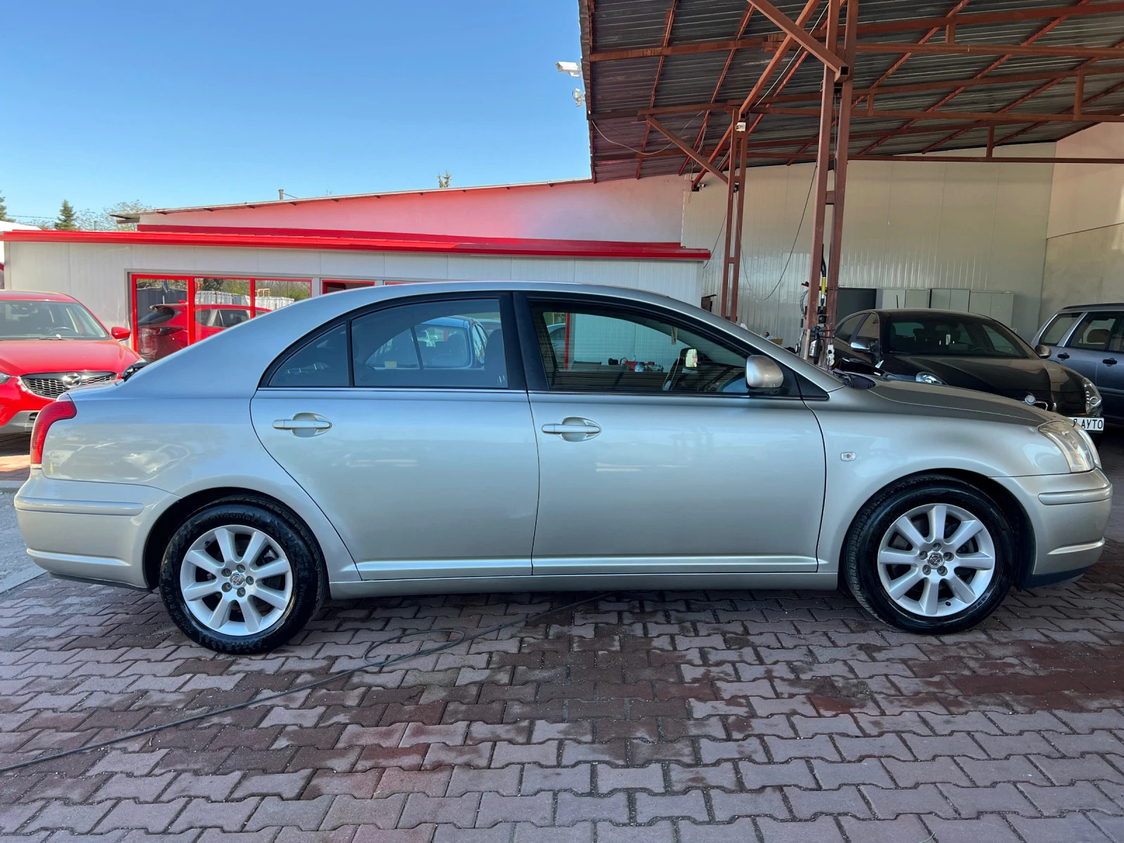 Toyota Avensis 2.0* АВТОМАТИК* ШВЕЙЦАРИЯ*  - изображение 4