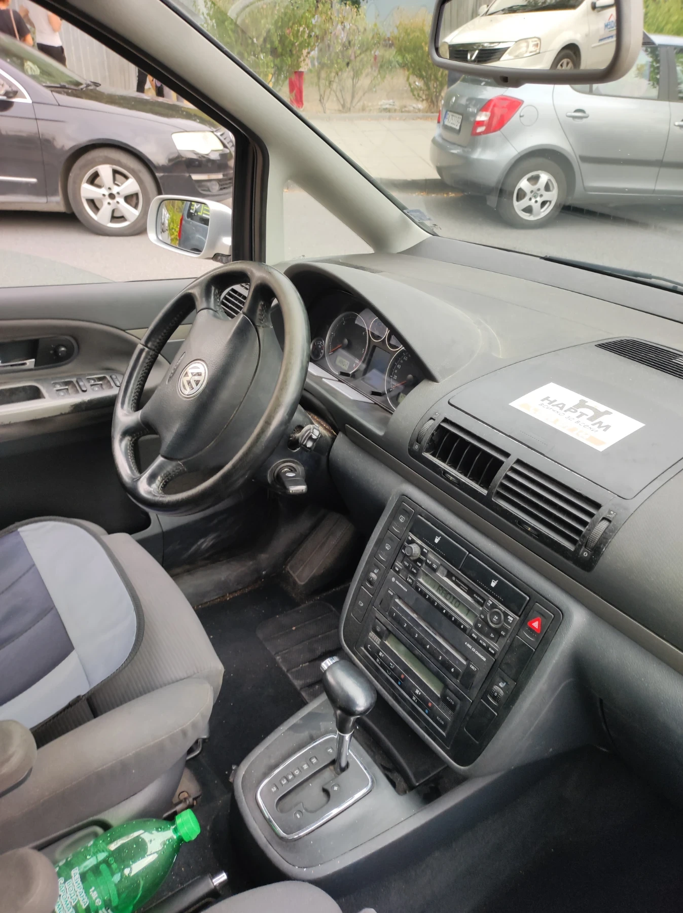 VW Sharan 1.9 Автоматик 116 кс - изображение 6