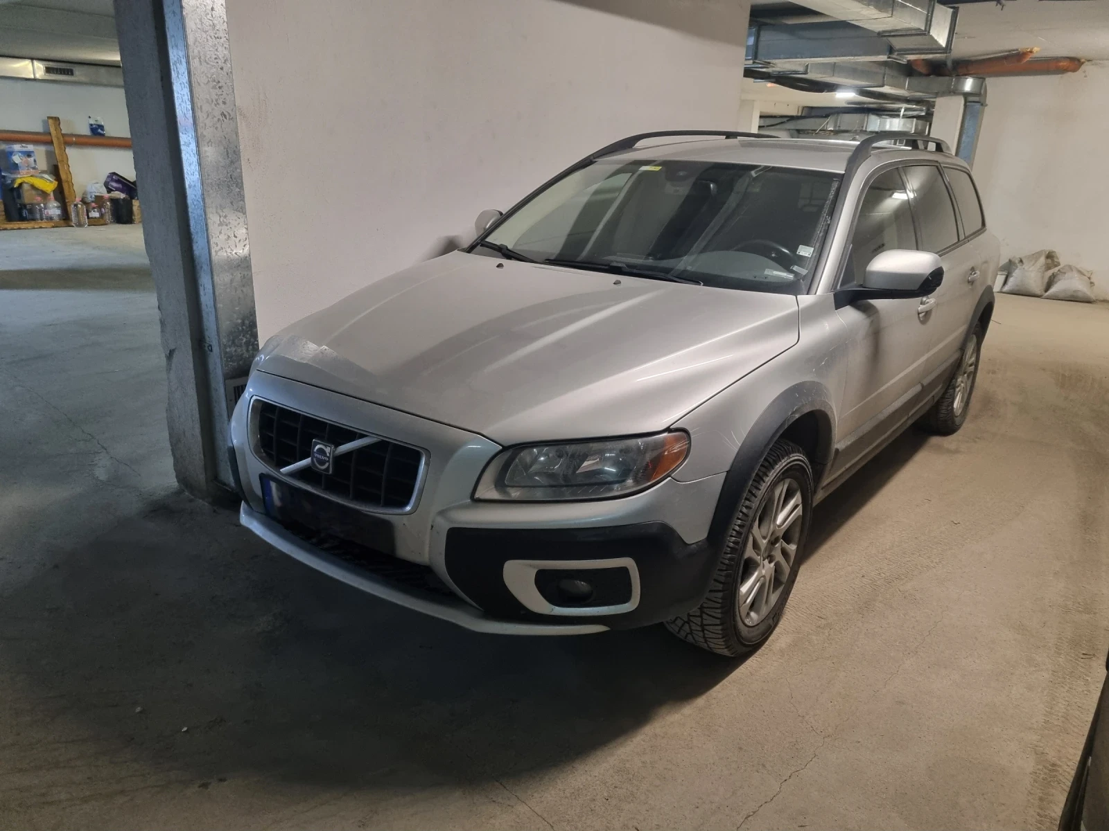 Volvo Xc70 D5 AWD - изображение 6