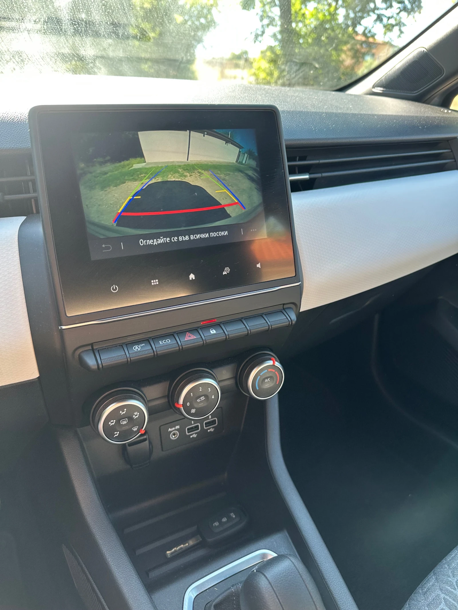 Renault Clio, снимка 9 - Автомобили и джипове - 54910928