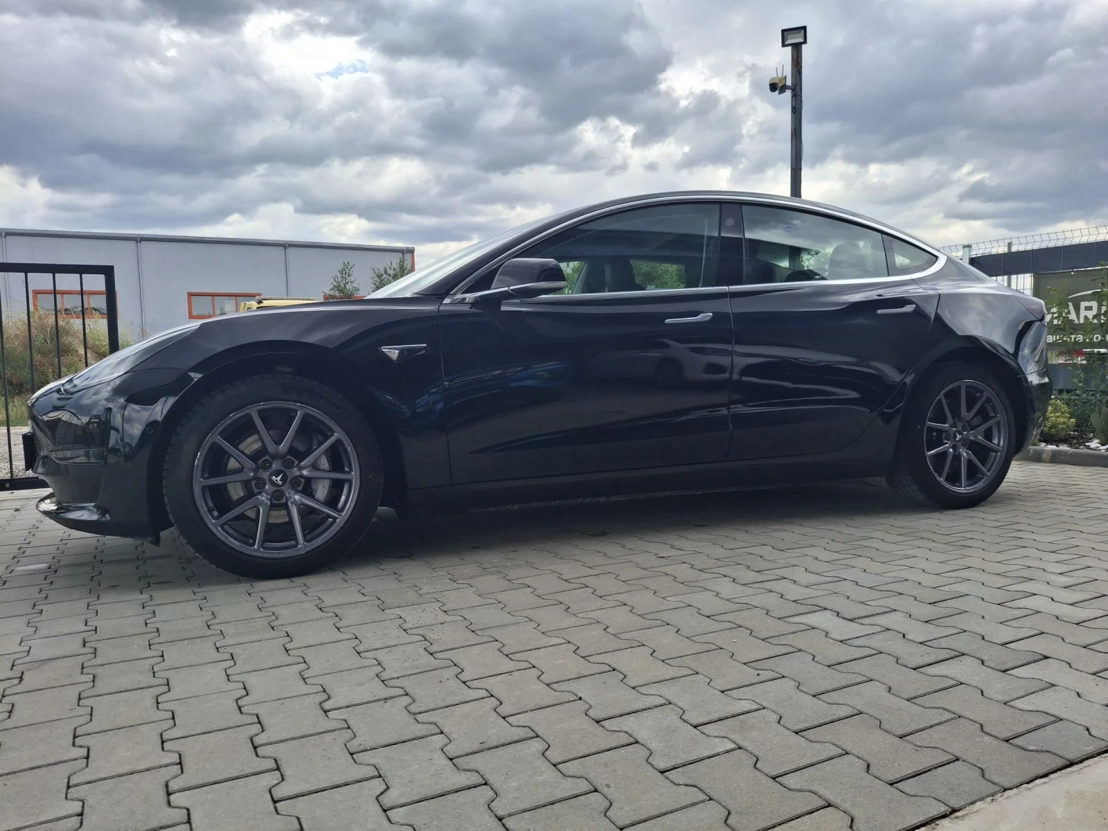Tesla Model 3 4x4* * DualMotor* * Premium  - изображение 5