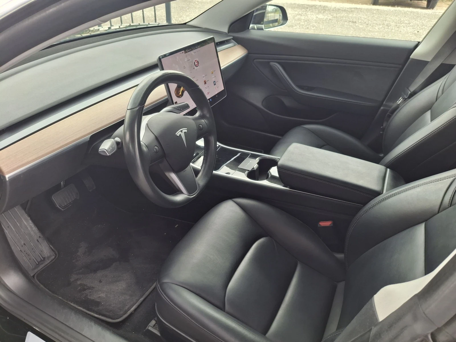 Tesla Model 3 4x4* * DualMotor* * Premium  - изображение 10