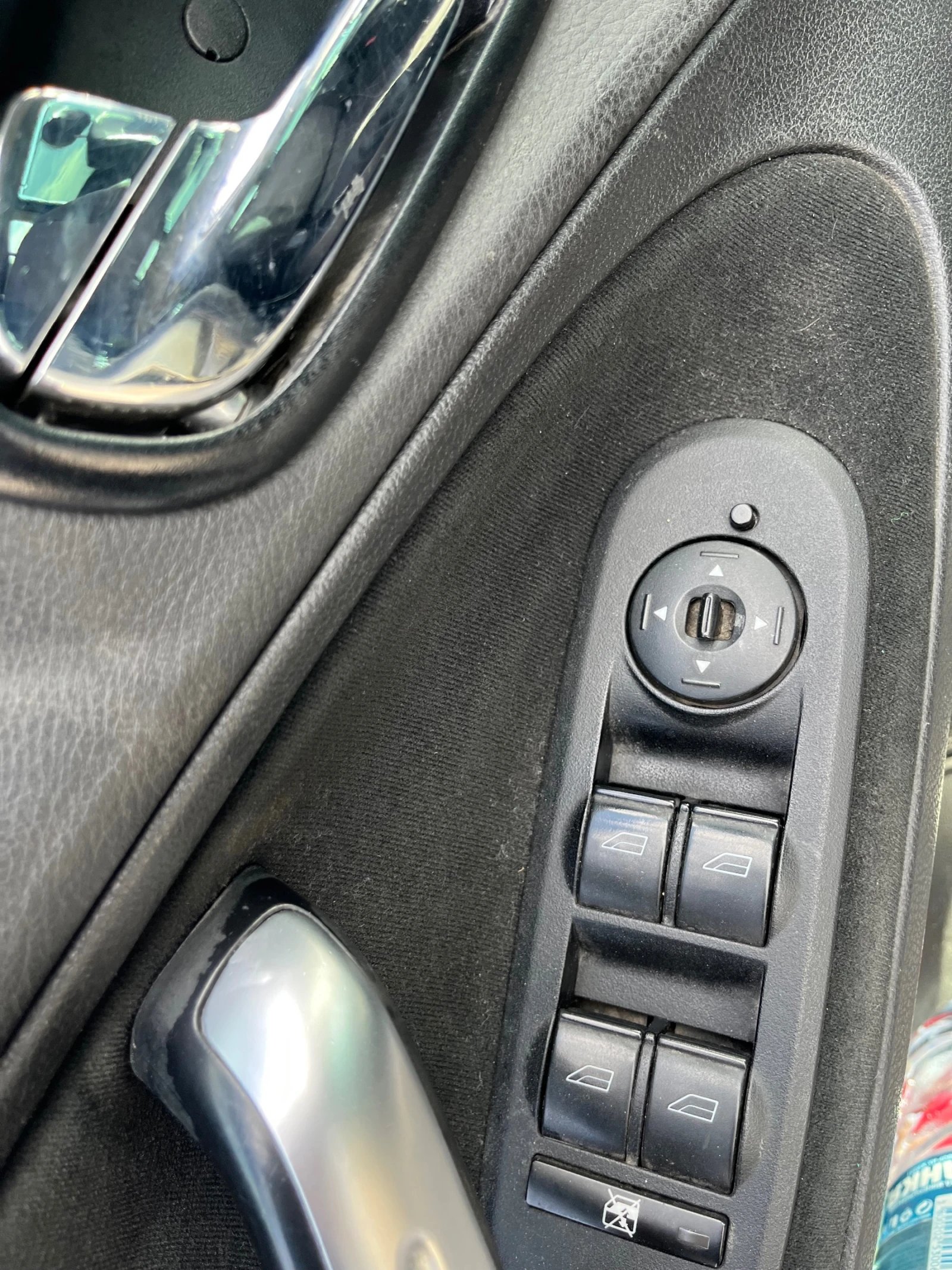 Ford S-Max 2.0 140 к.с., 7 места - изображение 9