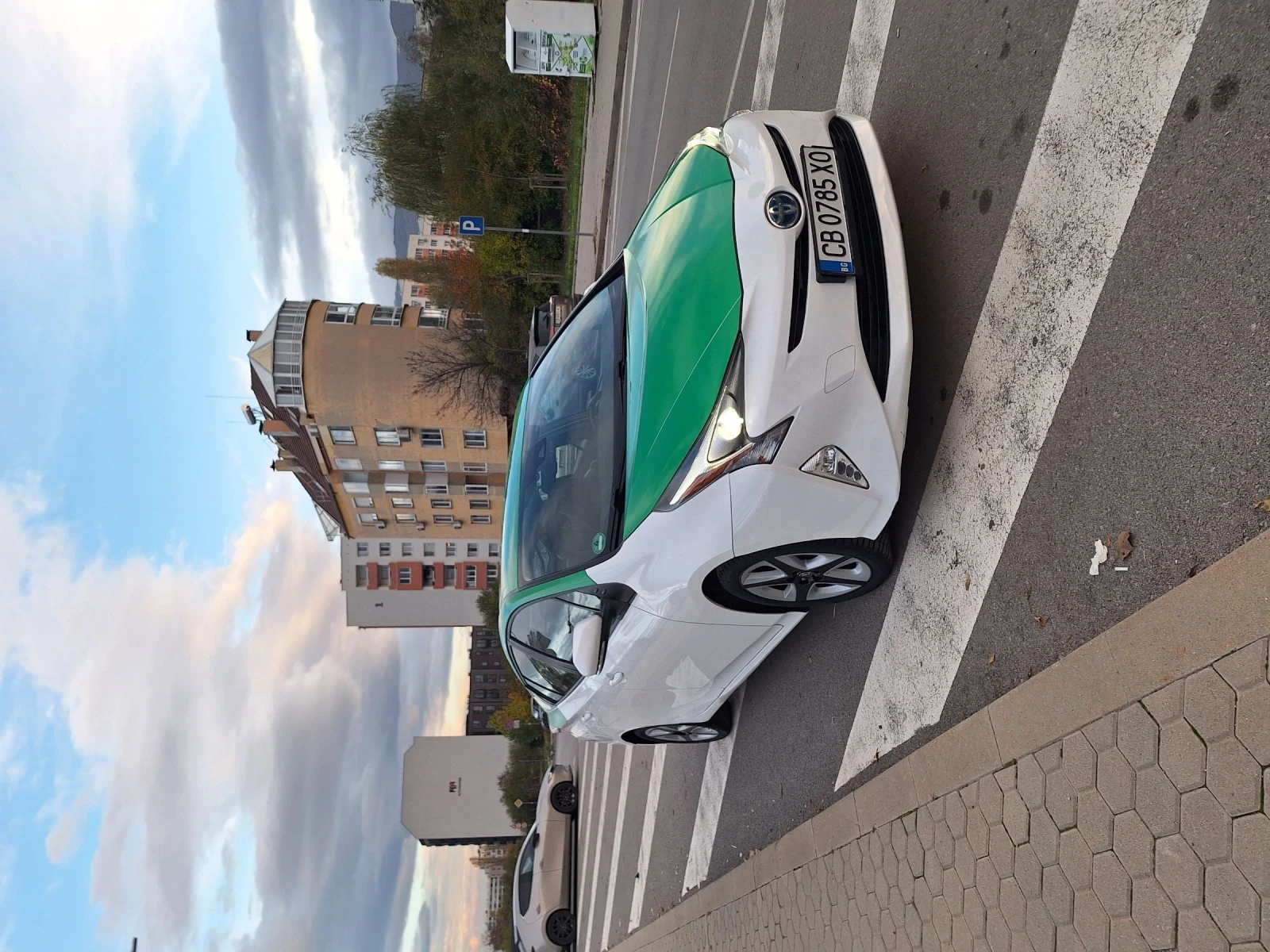 Toyota Prius 1.8 hybrid  - изображение 9