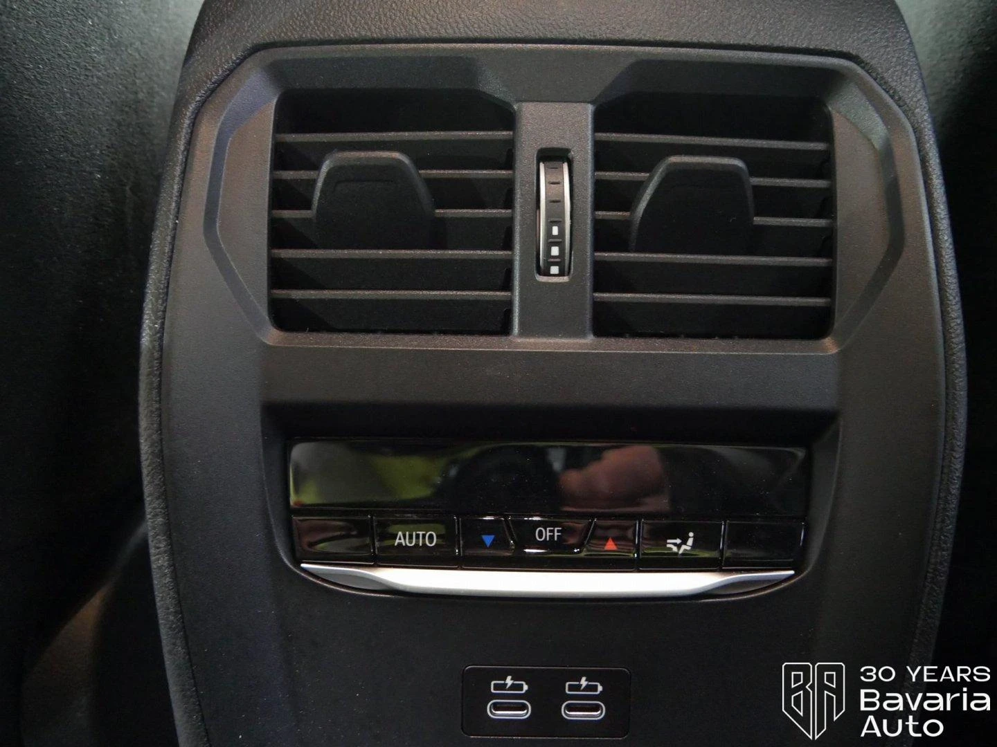 BMW i4 40 eDrive M Sport Paket  | Mobile.bg   14