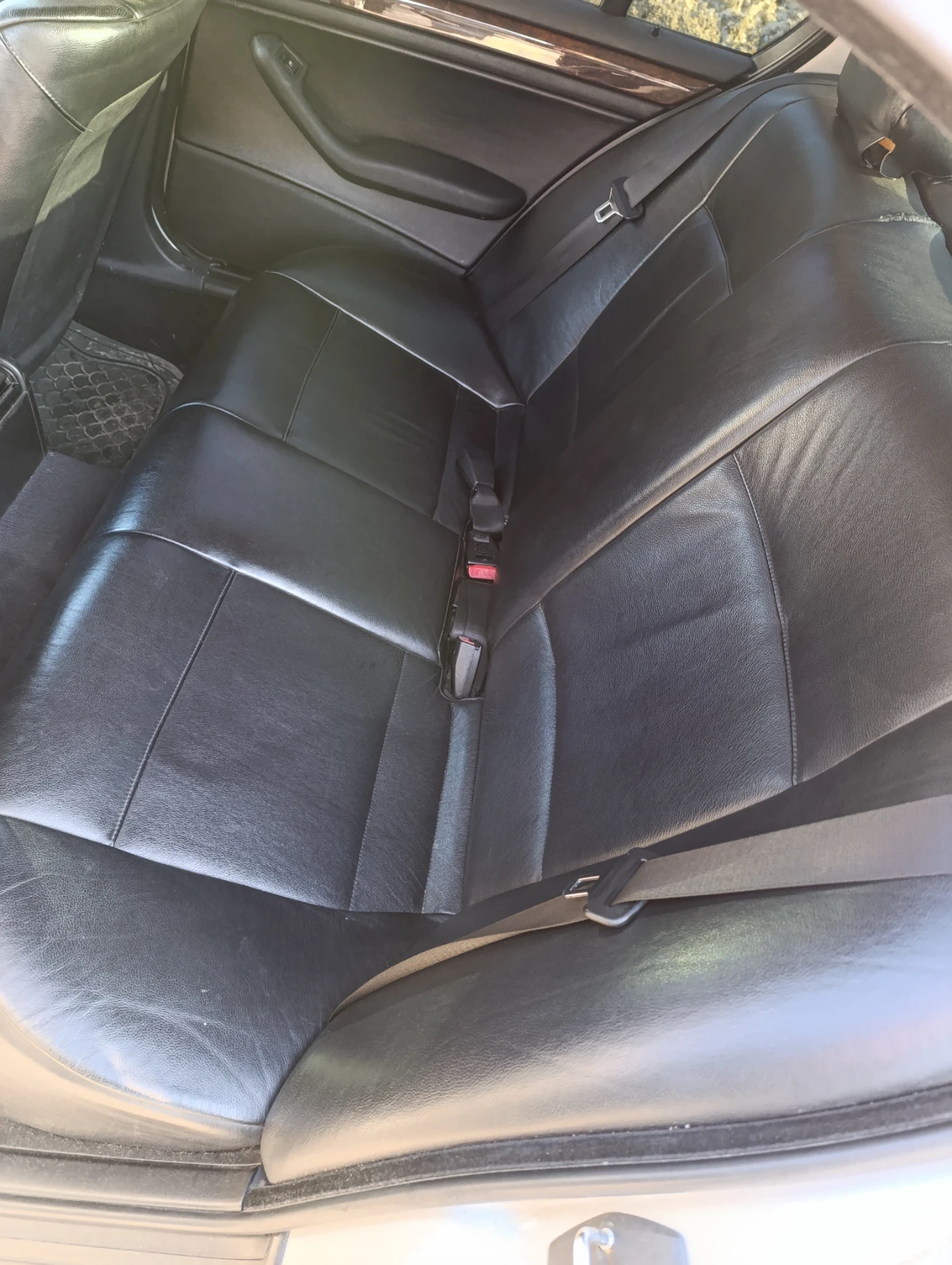 BMW 320, снимка 8 - Автомобили и джипове - 53747452