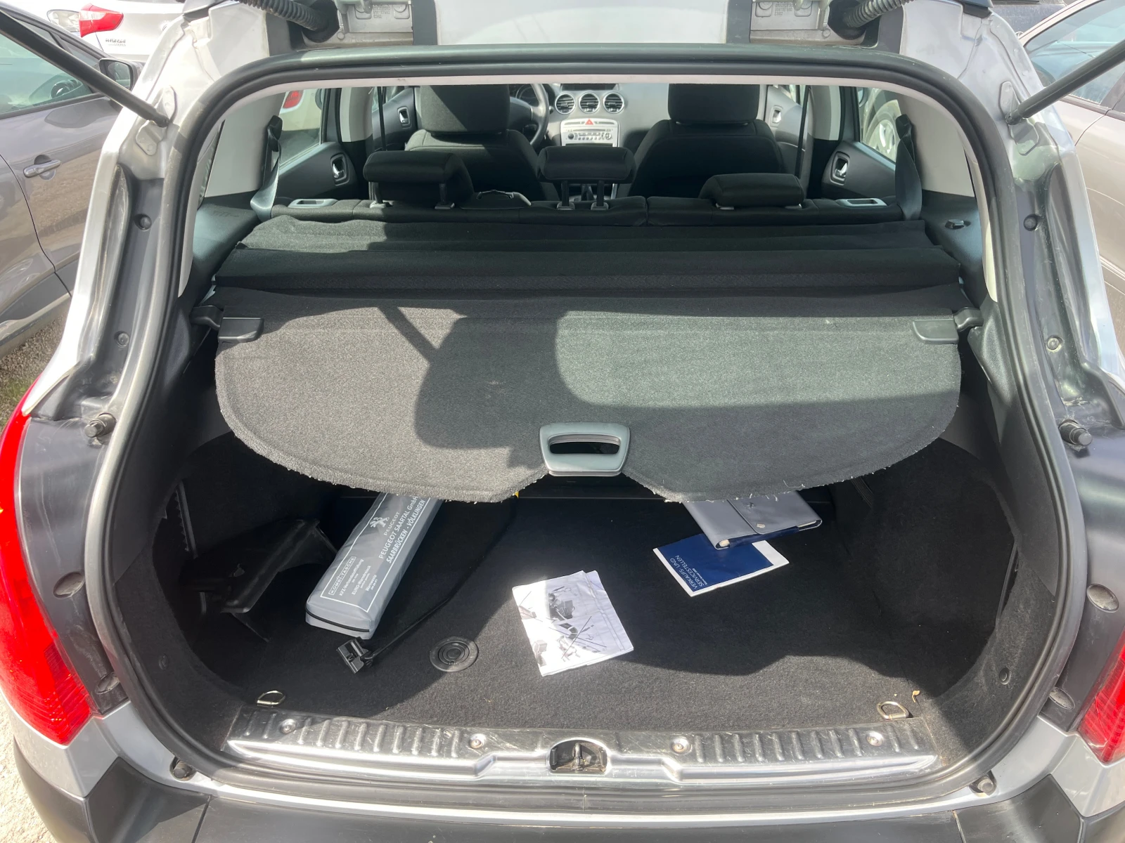 Peugeot 308 1.6 БЕНЗИН, снимка 14 - Автомобили и джипове - 53948820