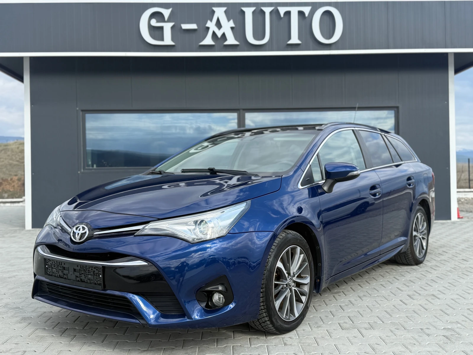Toyota Avensis 1.6d4d Собствен лизинг !!!