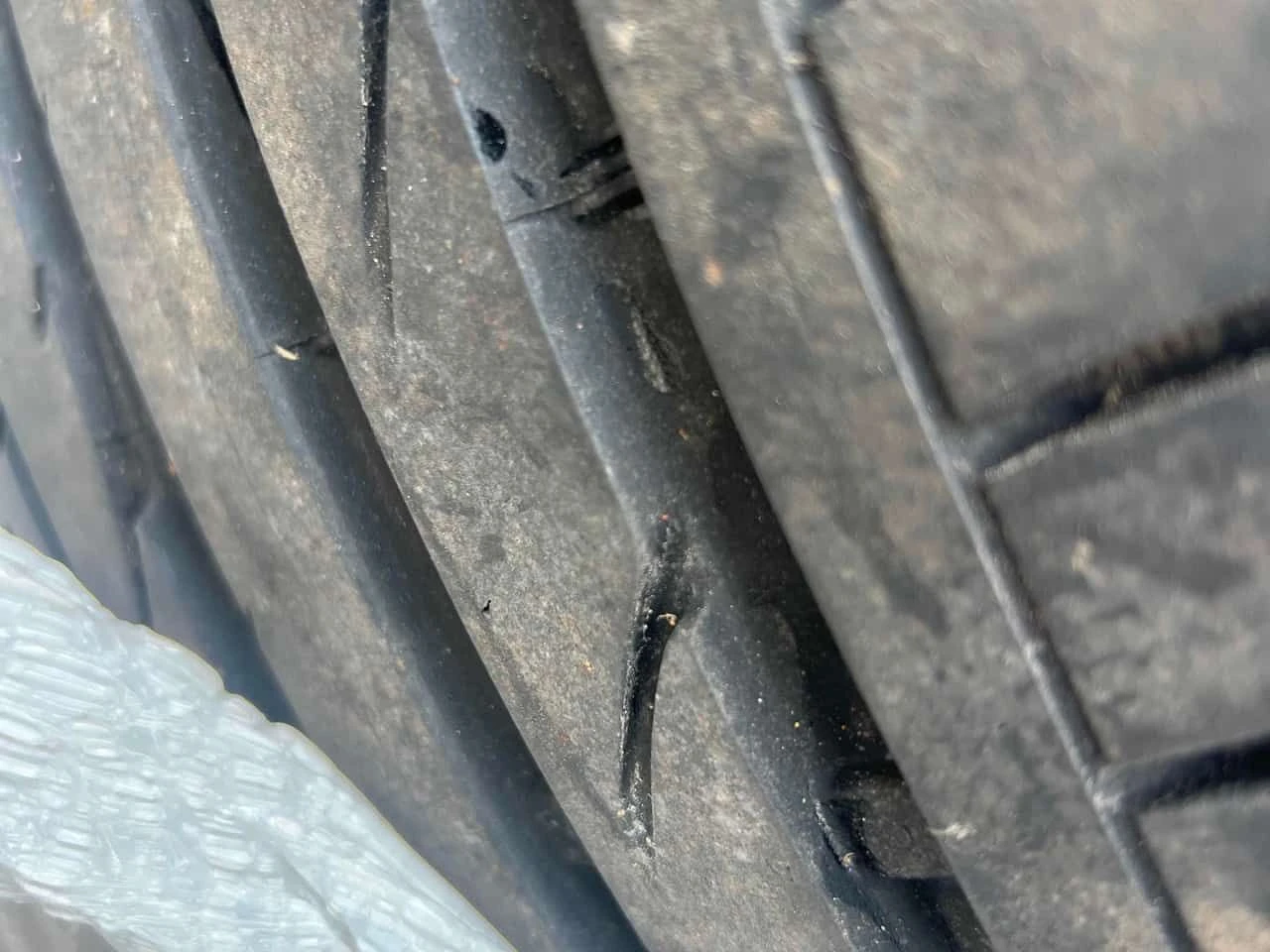 Audi A5 Progressiv/360/ПАНОРАМА/ВТОРИ ГУМИ И ДЖАНТИ, снимка 13 - Автомобили и джипове - 54240944