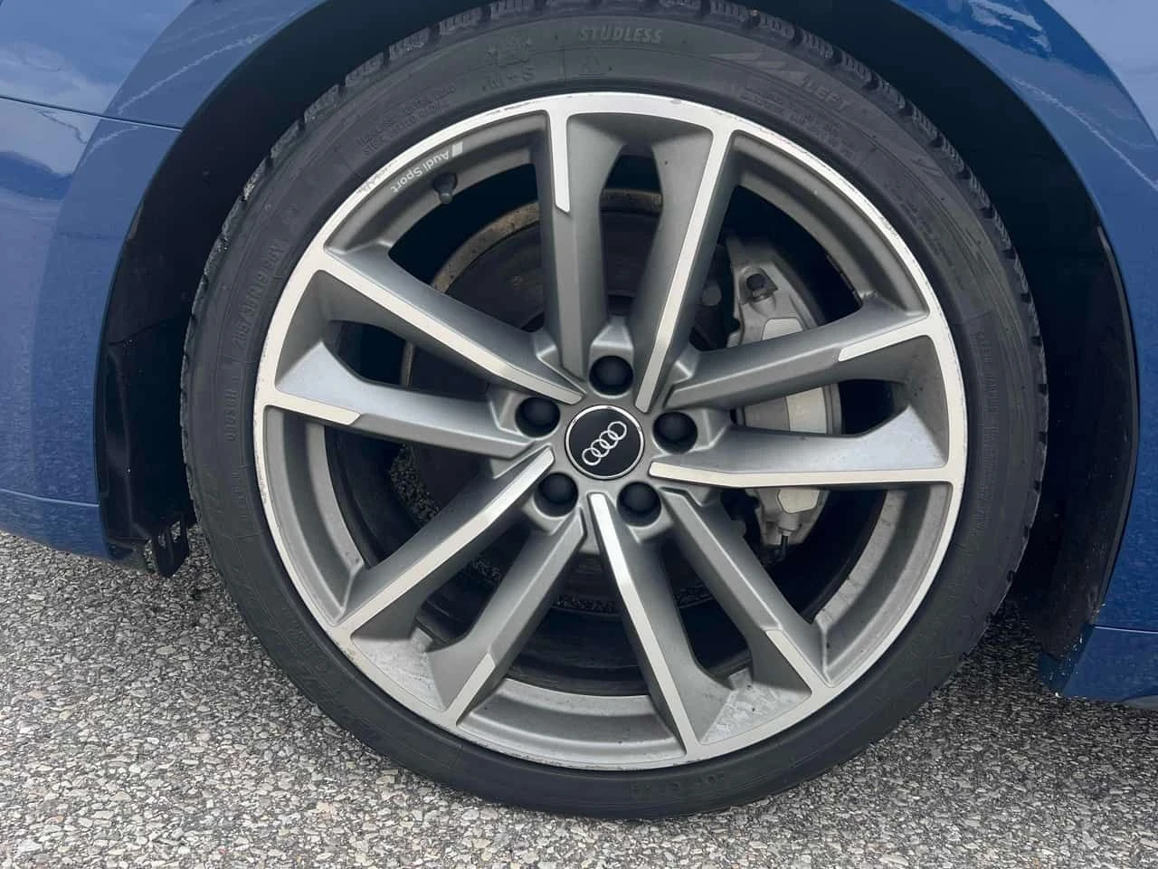 Audi A5 Progressiv/360/ПАНОРАМА/ВТОРИ ГУМИ И ДЖАНТИ, снимка 6 - Автомобили и джипове - 54240944