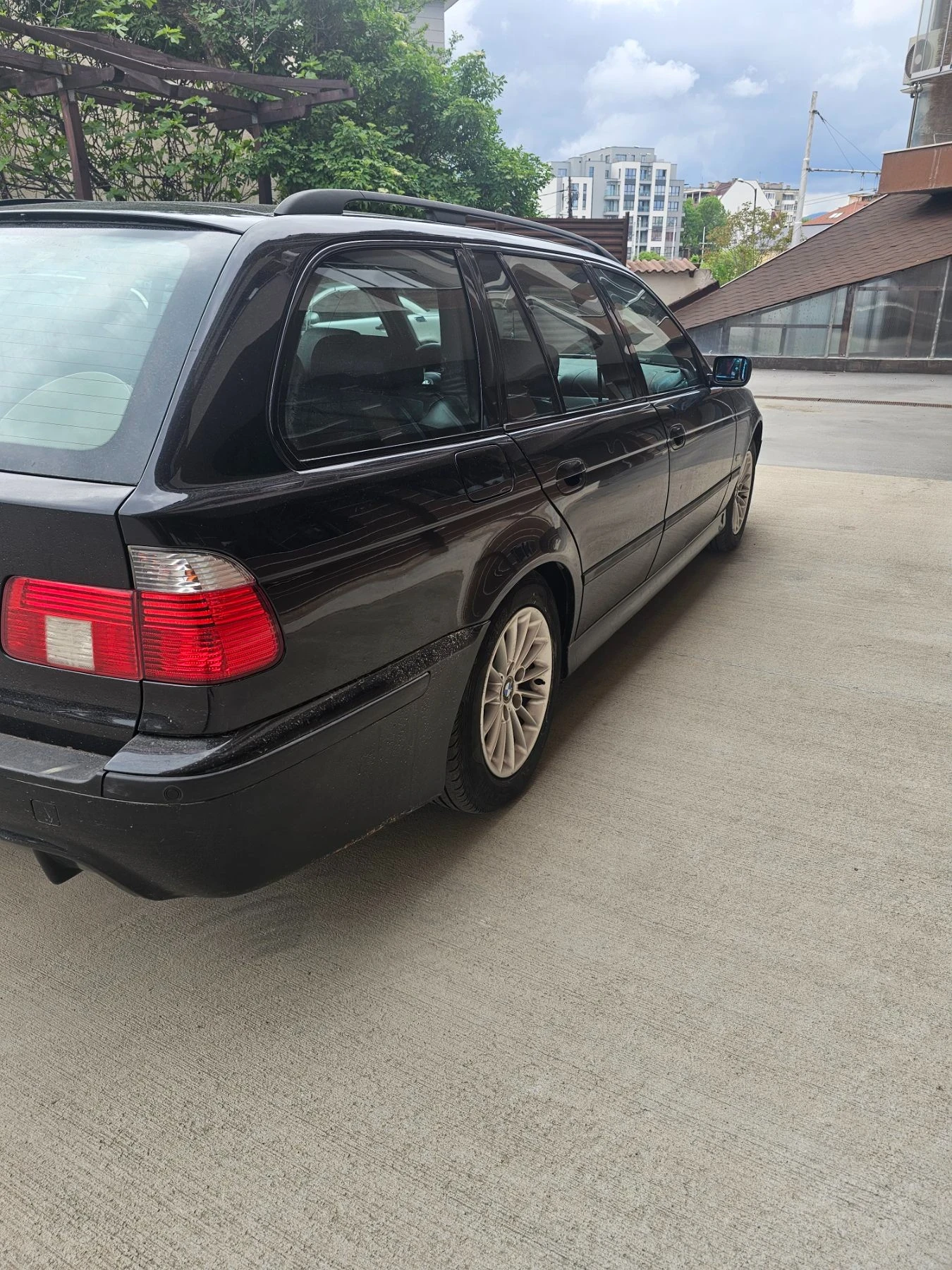 BMW 530 Ia, снимка 6 - Автомобили и джипове - 54483038