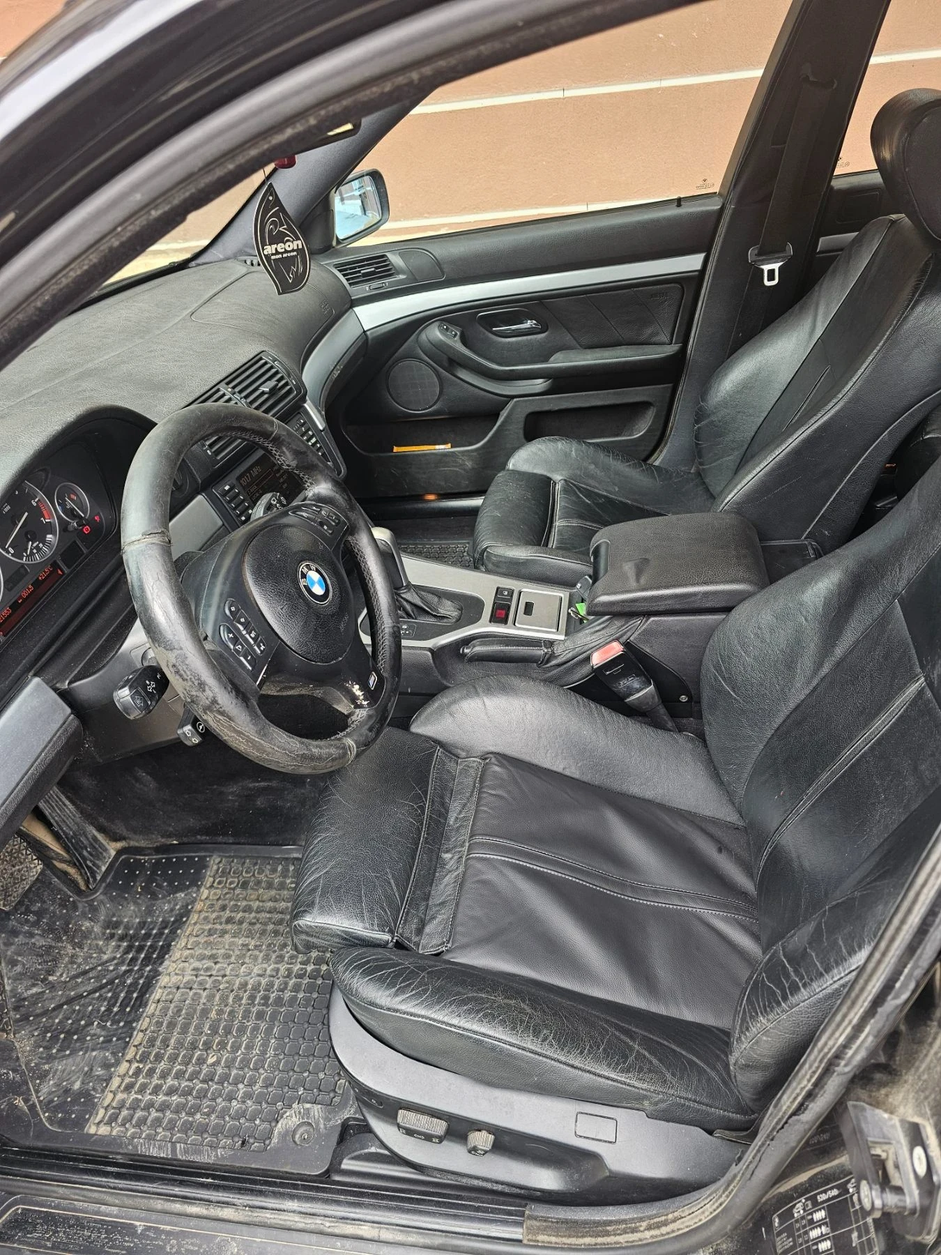 BMW 530 Ia, снимка 7 - Автомобили и джипове - 54483038