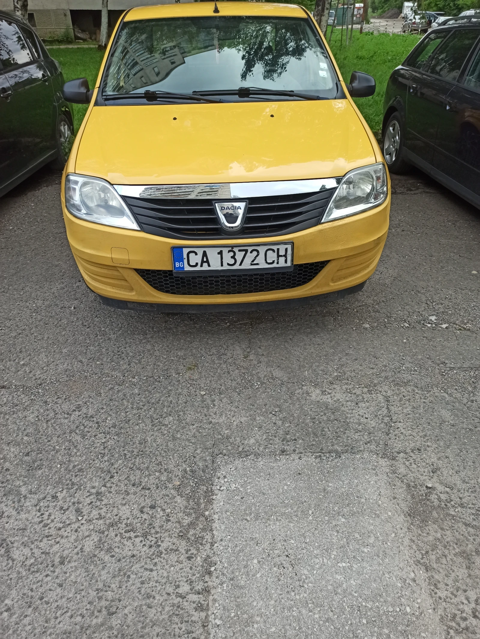 Dacia Logan, снимка 2 - Автомобили и джипове - 54910037
