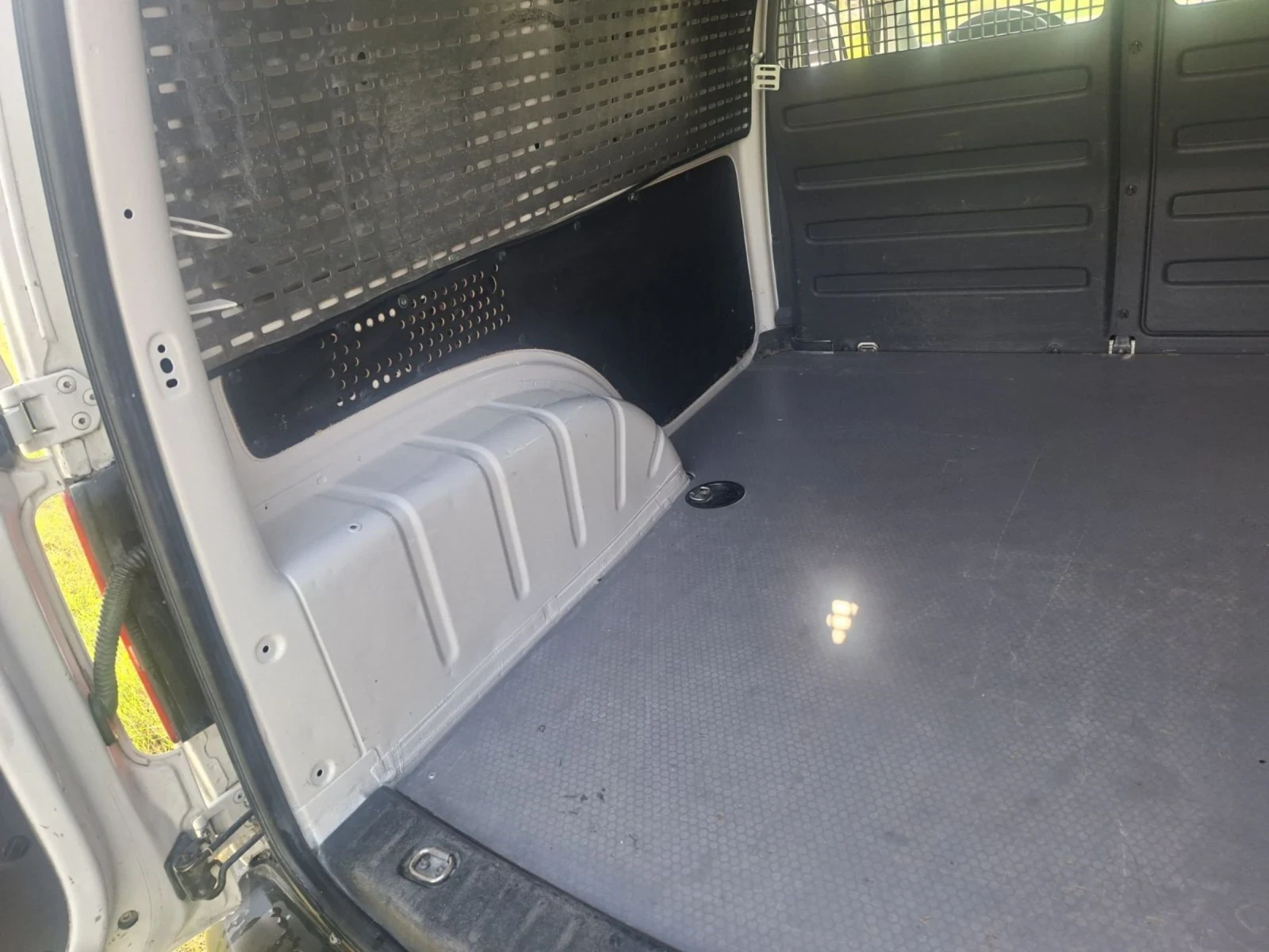 VW Caddy, снимка 16 - Автомобили и джипове - 55450839