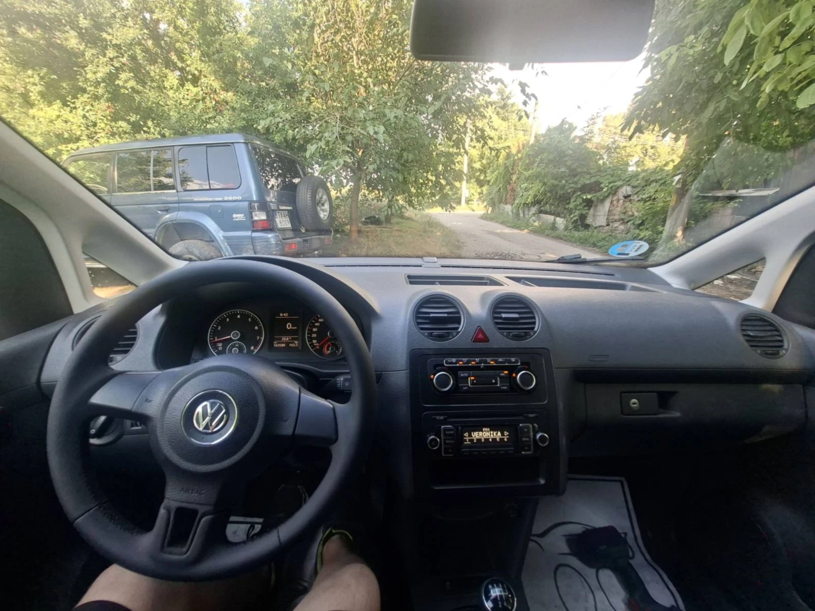 VW Caddy, снимка 13 - Автомобили и джипове - 55450839