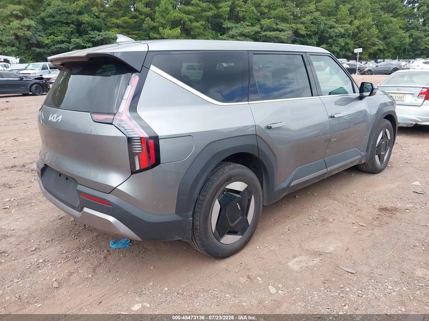 Kia EV9 Light Long Range, снимка 4 - Автомобили и джипове - 55452368