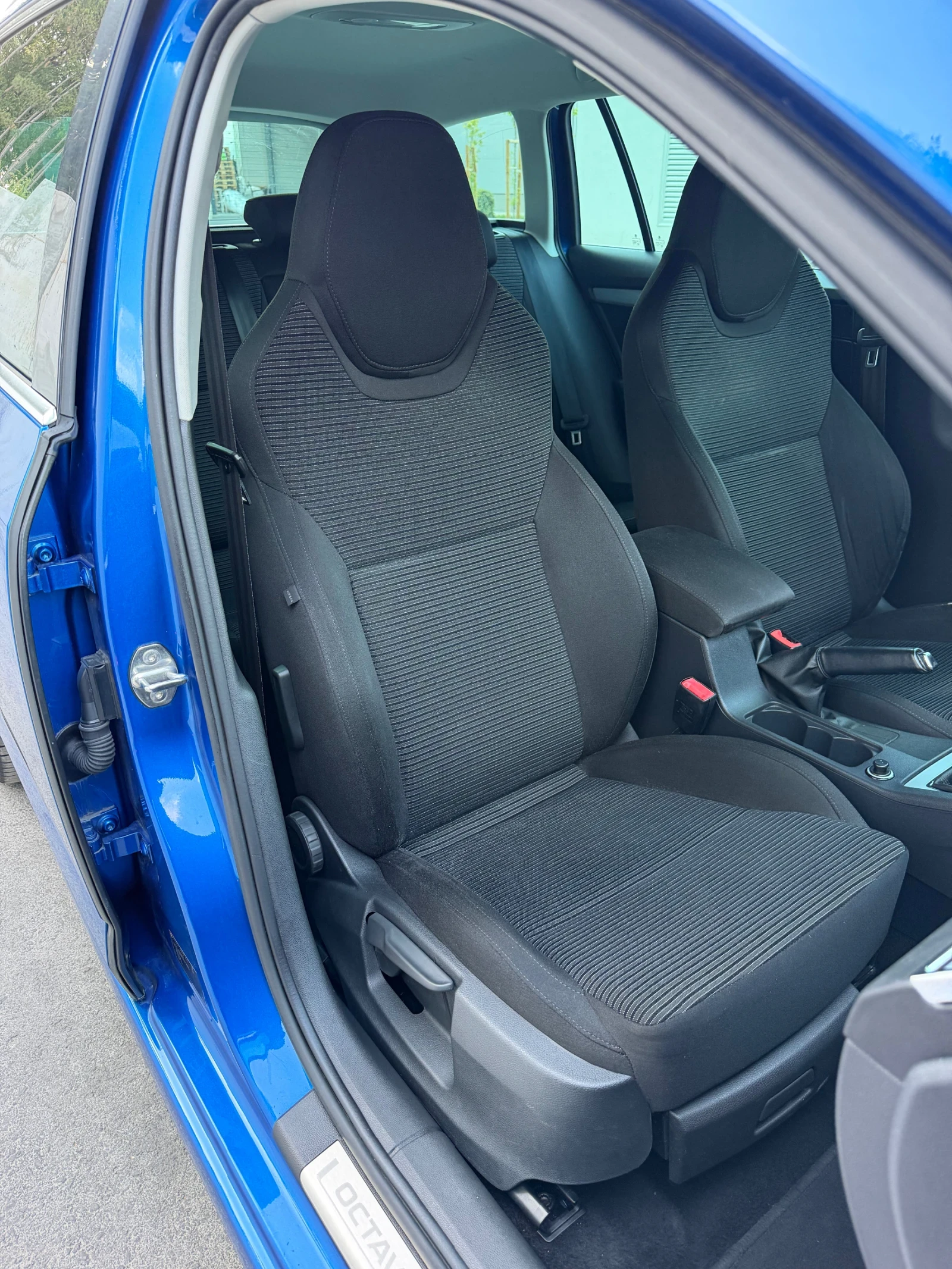 Skoda Octavia 1.6TDi 105�� * 118��* * �������� �������*  | Mobile.bg � ����������� 14