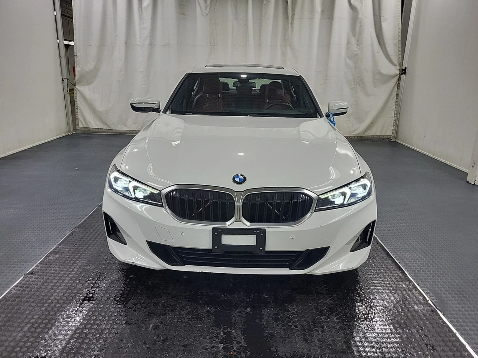 BMW 330 i XDRIVE - �������� - ������� | Mobile.bg � ����������� 2
