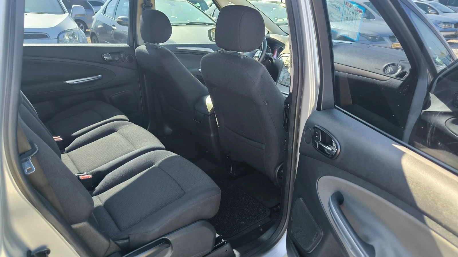 Ford S-Max 2.0i, снимка 10 - Автомобили и джипове - 56570452