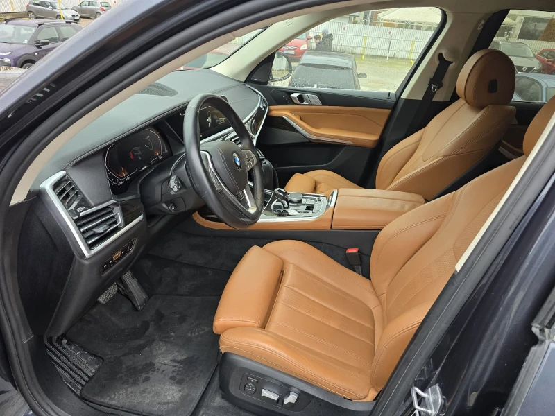 BMW X7 40i, снимка 10 - Автомобили и джипове - 48282590