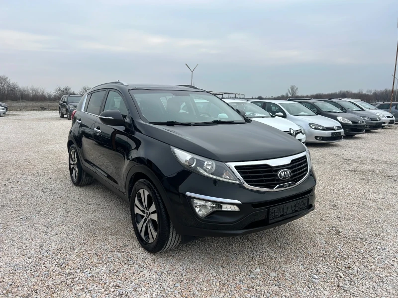 Kia Sportage * 1.7d* Панорама* Сервизна История* , снимка 2 - Автомобили и джипове - 49256960