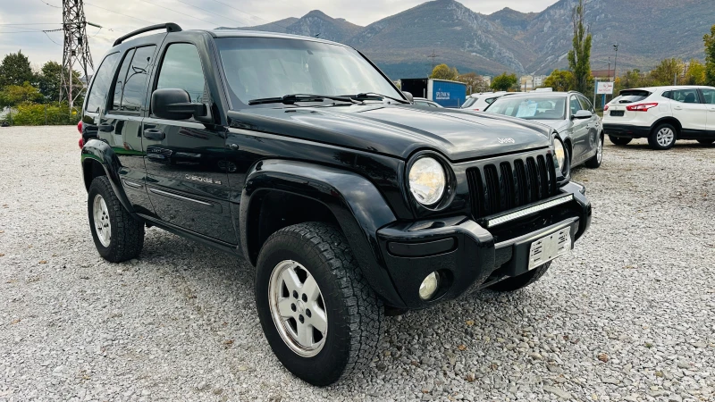 Jeep Cherokee Liberty 2.8crdi автоматик 4х4 Италия, снимка 3 - Автомобили и джипове - 52147117
