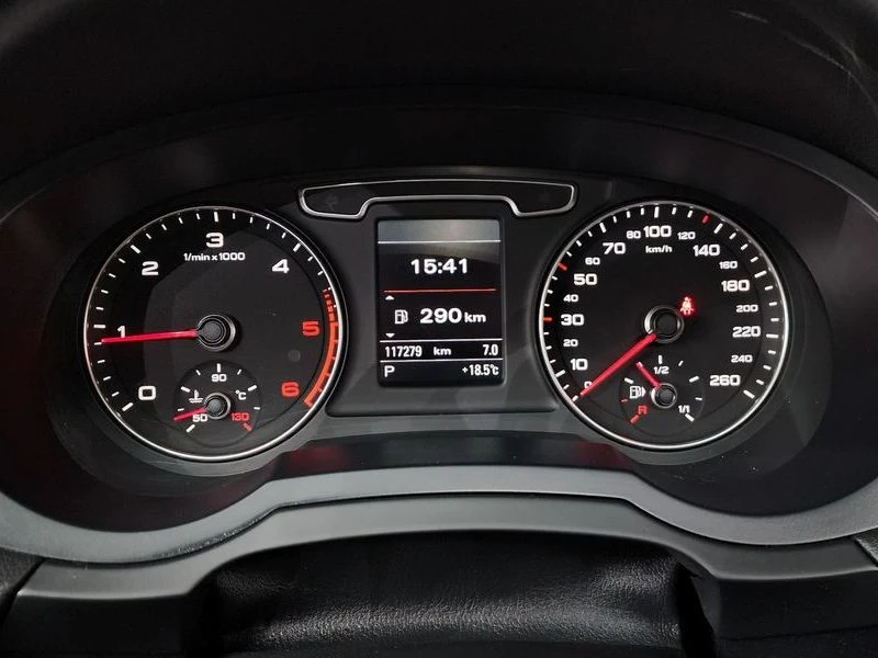 Audi Q3 * QUATTRO* DYNAMIC* ЦЕНАДОБГ!, снимка 8 - Автомобили и джипове - 55643127