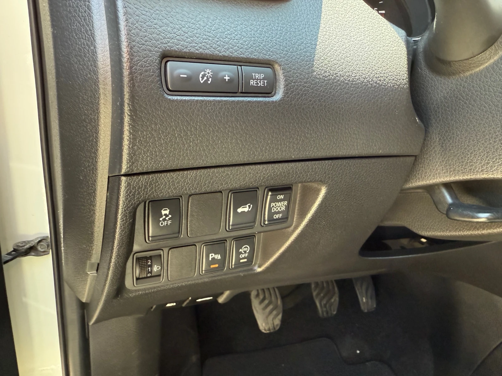 Nissan X-trail 1.6CRDI 4WD - изображение 9