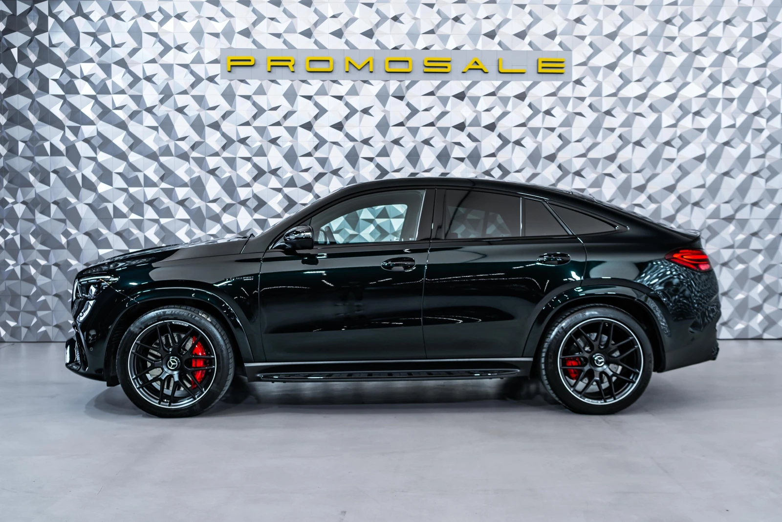 Mercedes-Benz GLE 63 S AMG 4M+ Exclusive* Carbon* Burm* Pano - изображение 3