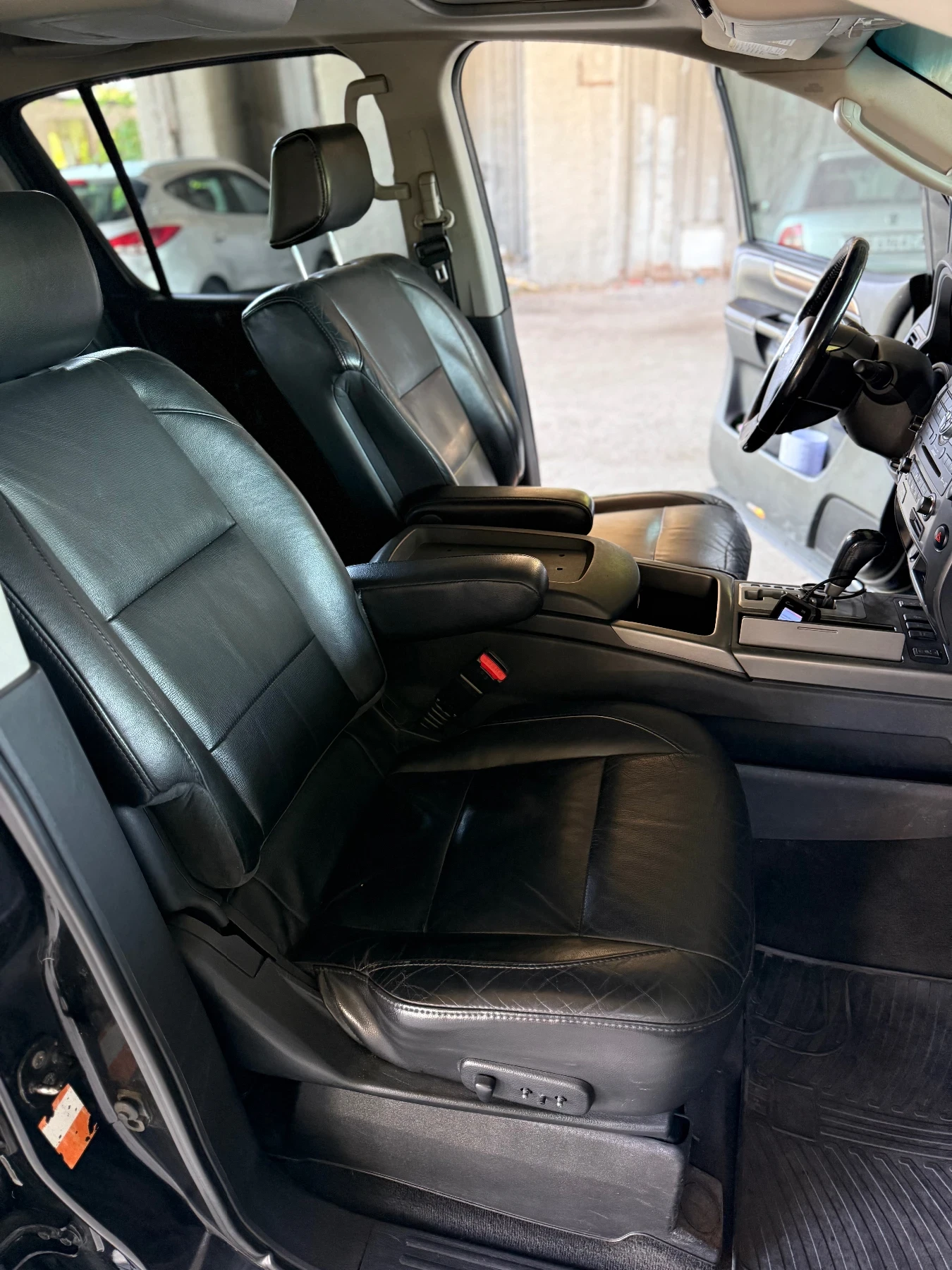 Nissan Armada 5.6 320 ps GPL injekcion | Mobile.bg   12