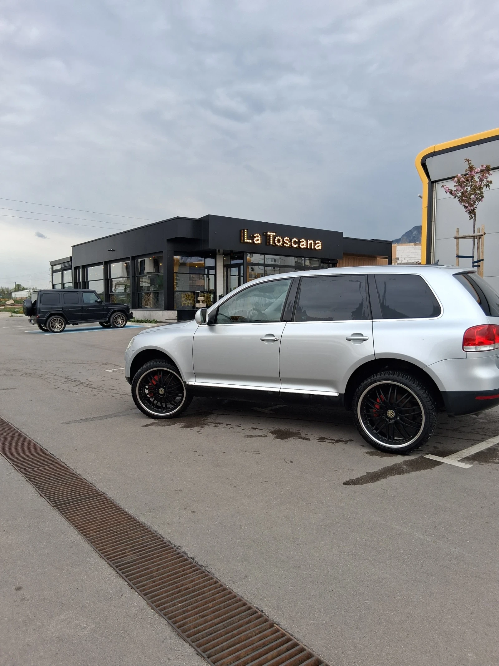 VW Touareg 3.2 240 кс ПРУЖИНИ, снимка 4 - Автомобили и джипове - 54555625