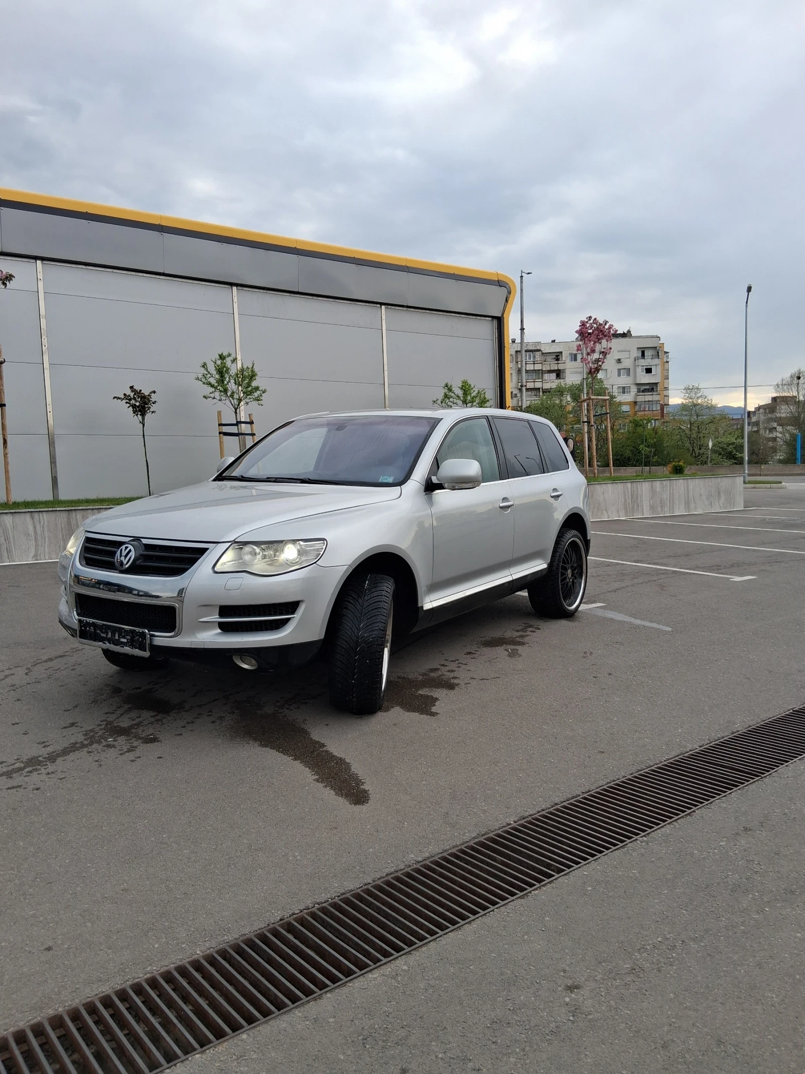VW Touareg 3.2 240 кс ПРУЖИНИ, снимка 3 - Автомобили и джипове - 54555625