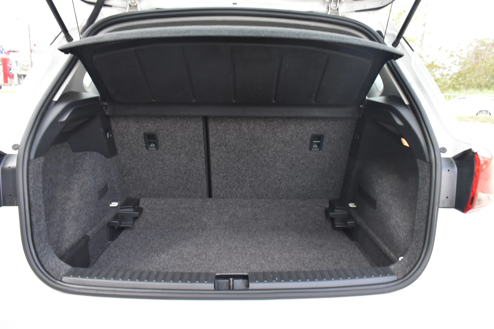 Seat Arona 1.6TDI* NAVY, снимка 7 - Автомобили и джипове - 54618238