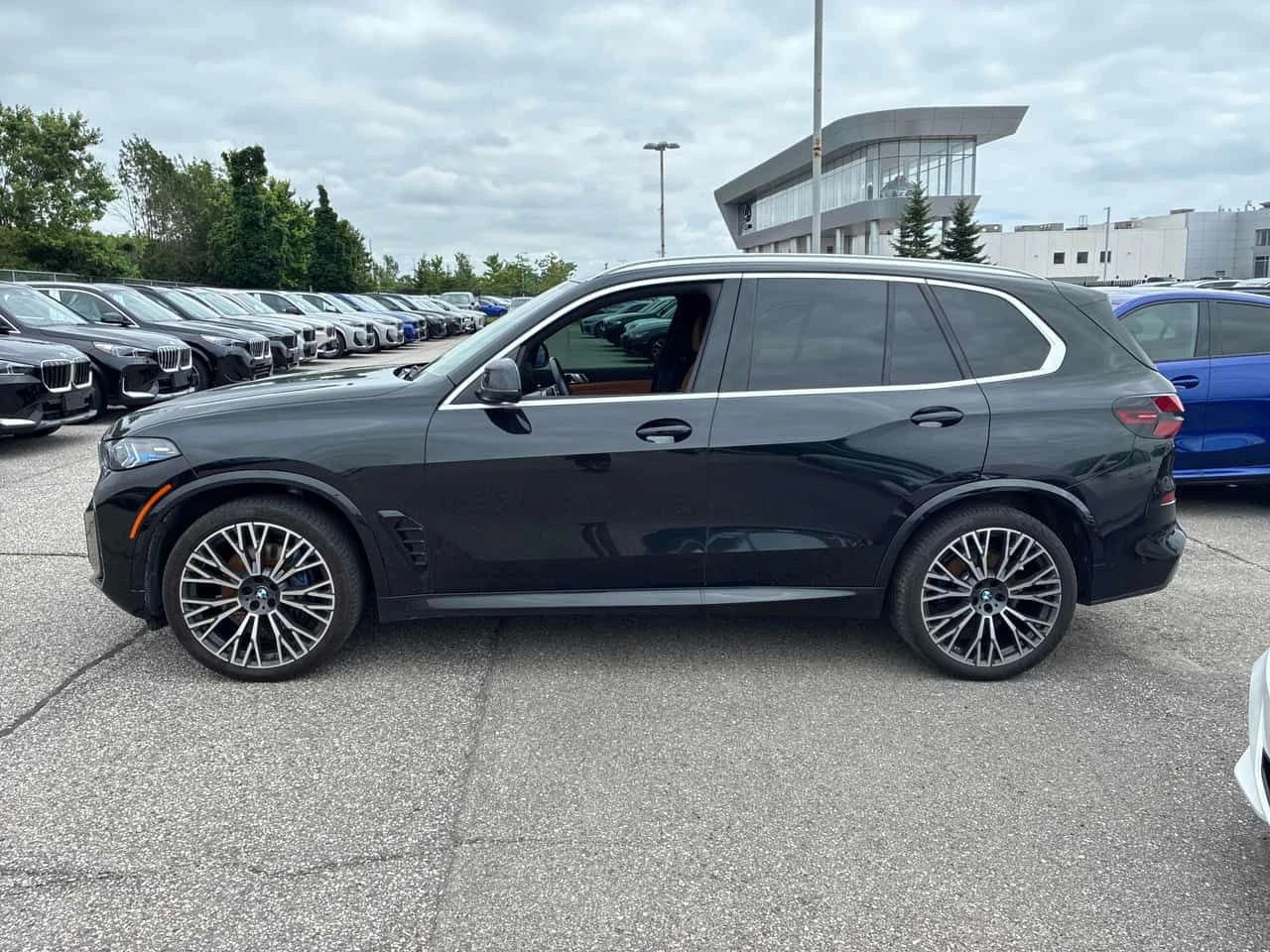 BMW X5 М ПАКЕТ/xDrive40i/ГЛАВНО ПРЕДСТАВИТЕЛСТВО БМВ/КЛИП, снимка 2 - Автомобили и джипове - 55213570