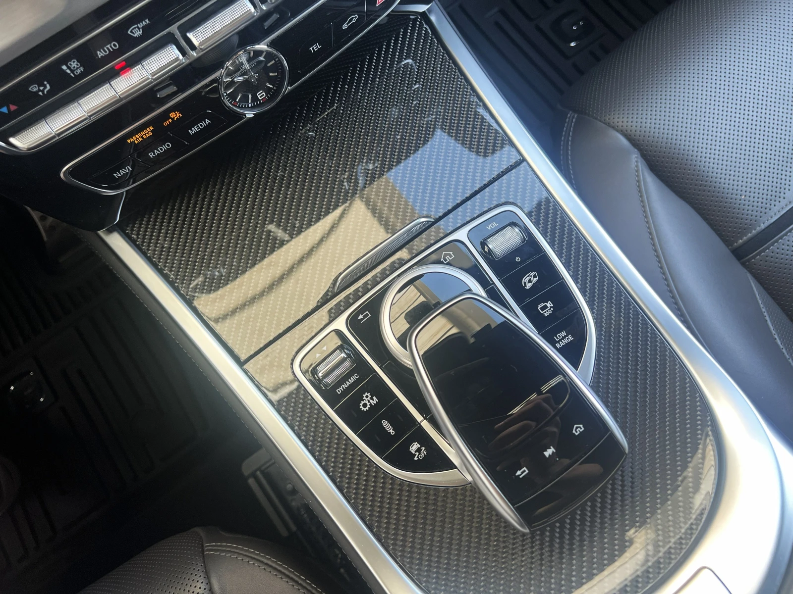 Mercedes-Benz G 63 AMG NIGHT / MANUFAKTUR / BURM / MULTIBEAM / 360 / , снимка 13 - Автомобили и джипове - 55800543