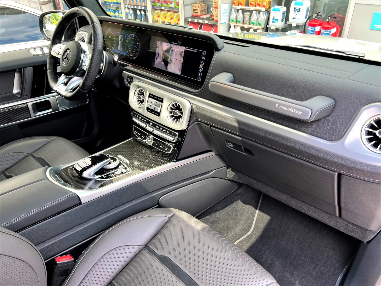 Mercedes-Benz G 63 AMG NIGHT / MANUFAKTUR / BURM / MULTIBEAM / 360 / , снимка 15 - Автомобили и джипове - 55800543