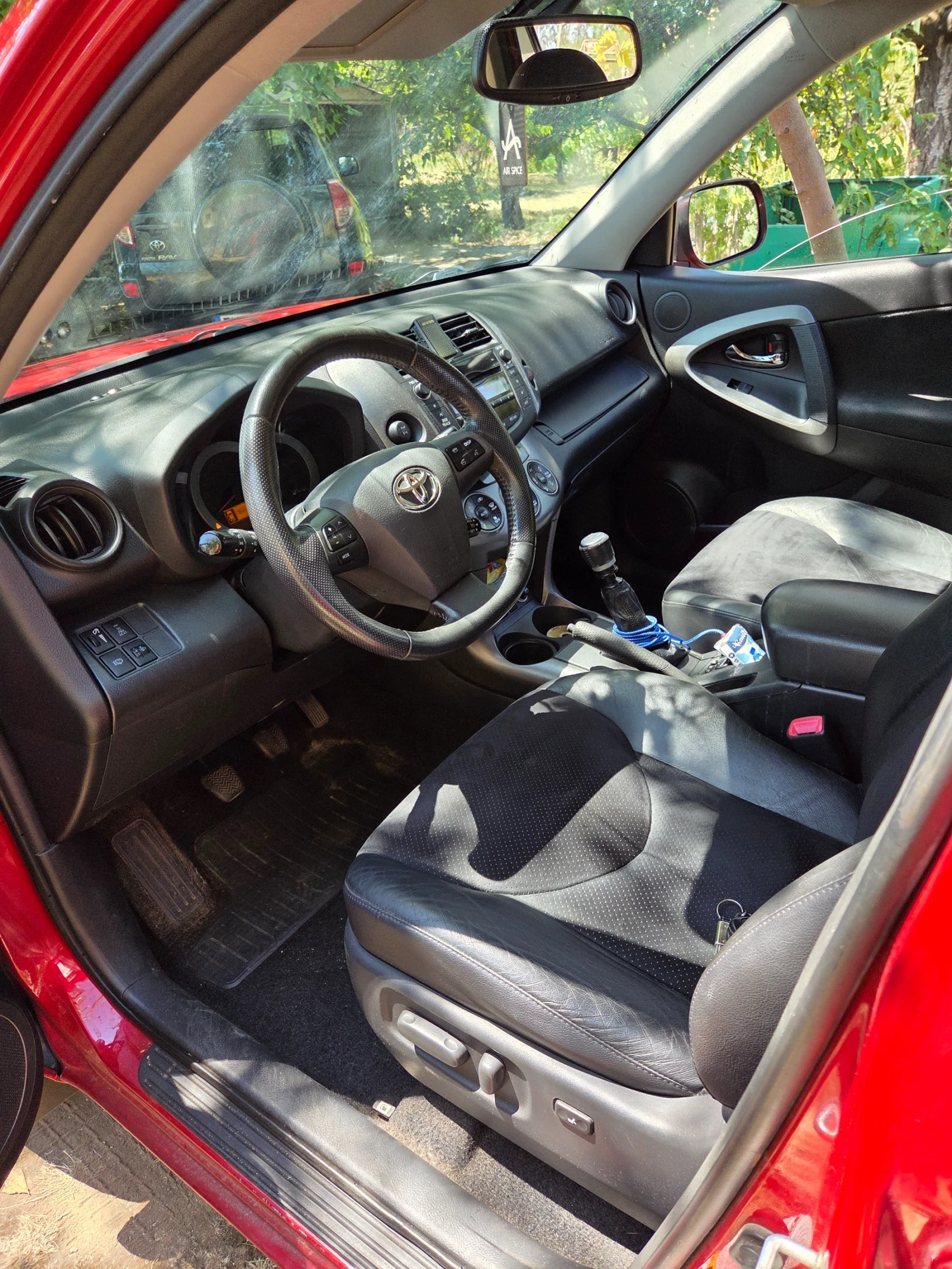 Toyota Rav4, снимка 5 - Автомобили и джипове - 55979315