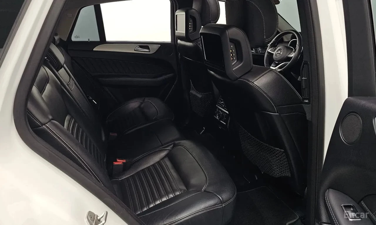 Mercedes-Benz GLE 350 * 4MATIC Coupe * ТЕЛЕВИЗОРИ * 360 * ПАНОРАМА, снимка 11 - Автомобили и джипове - 55990998