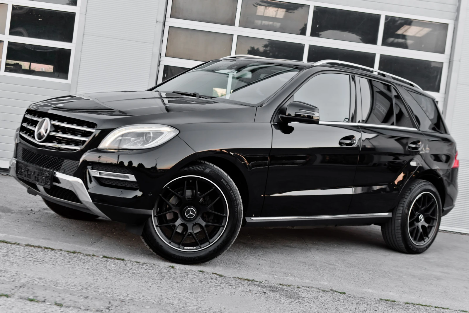 Mercedes-Benz ML 350 CDI* AMG* , снимка 3 - Автомобили и джипове - 56254015
