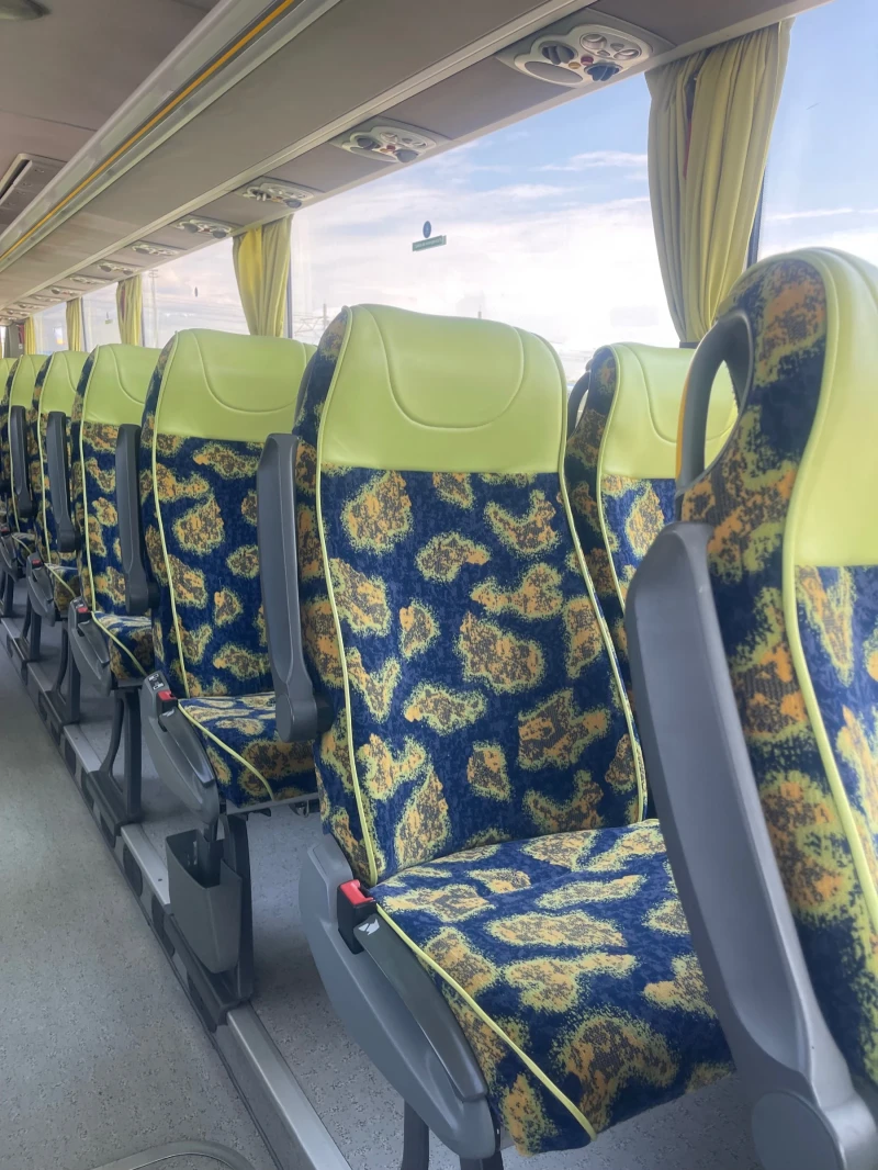 Mercedes-Benz Tourismo Ръчна кутия 52 места, снимка 6 - Бусове и автобуси - 51315656