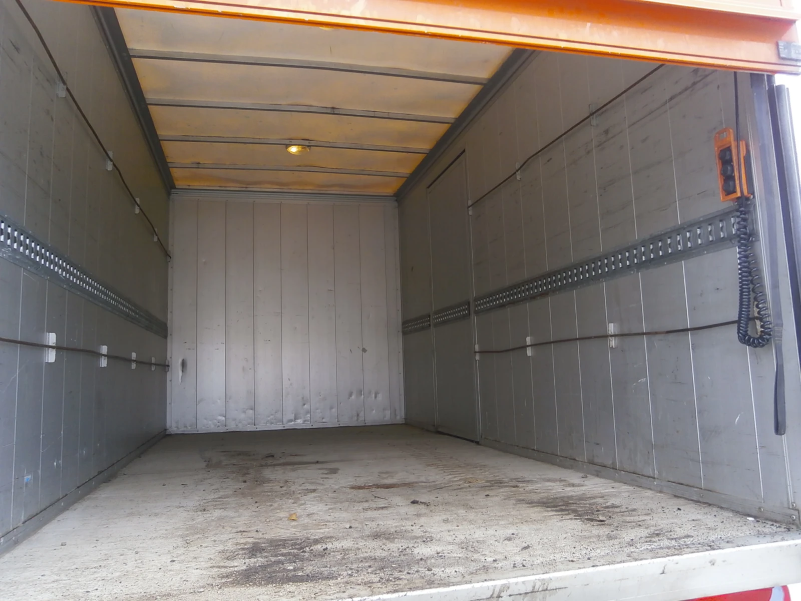 Mercedes-Benz Sprinter 518 3, 5t* V6* 140x, km* 4, 50m* 6skorosti* 2-na guma* | Mobile.bg � ����������� 12