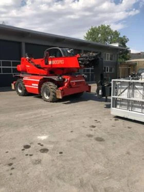 Телескопични товарачи Manitou MRT 2150, снимка 8
