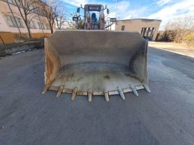 Челен товарач Hitachi 330, снимка 7