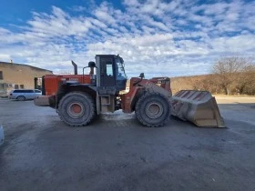 Челен товарач Hitachi 330, снимка 1