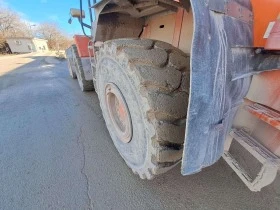 Челен товарач Hitachi 330, снимка 6