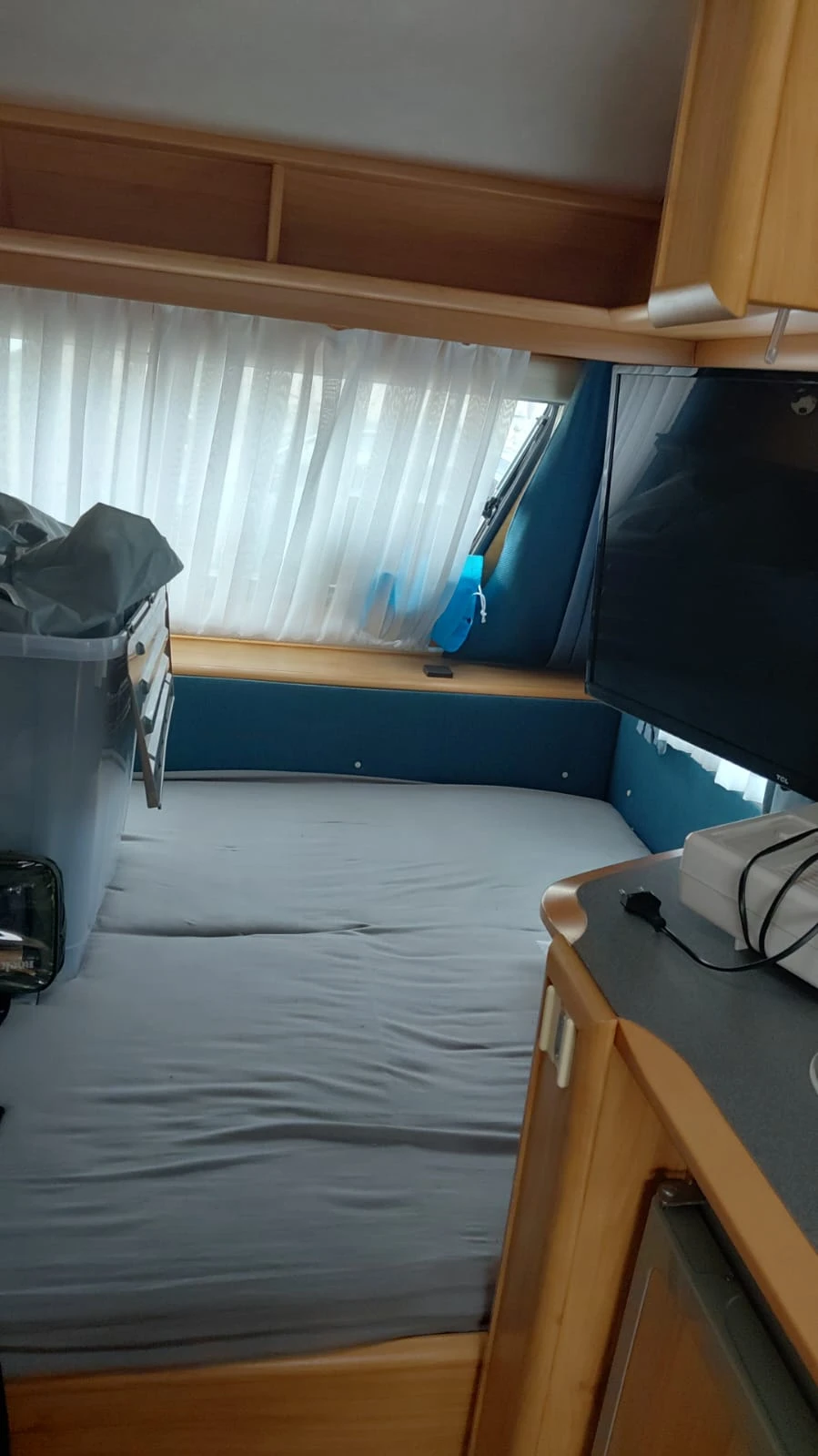 Каравана Adria mobil, снимка 10 - Каравани и кемпери - 55269573