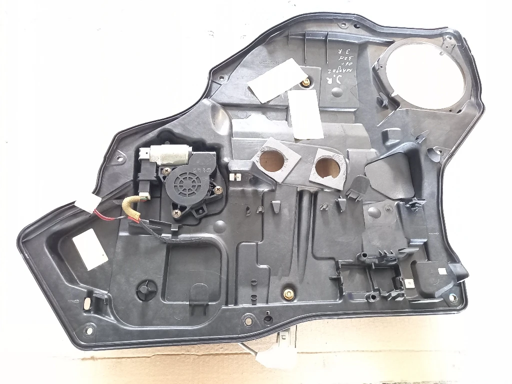 Ел машинка стъкло стъклоповдигач задна дясна Мазда 2 1.4д 