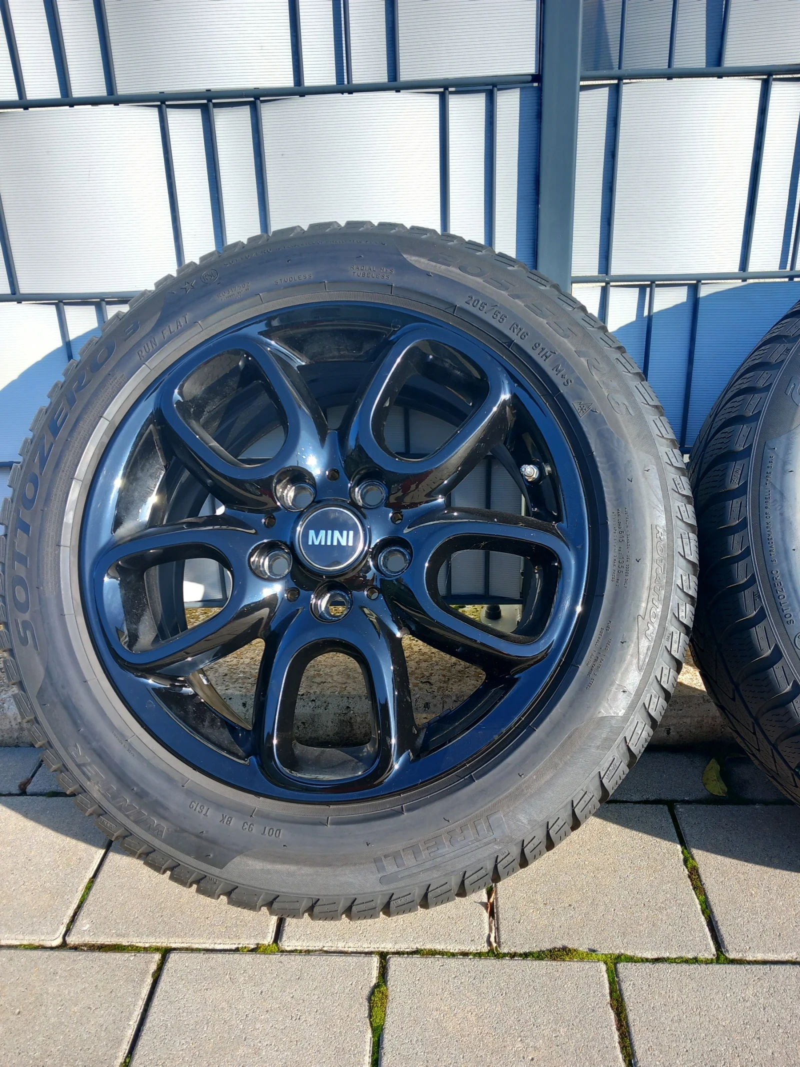    205/55R16  Mini | Mobile.bg   1