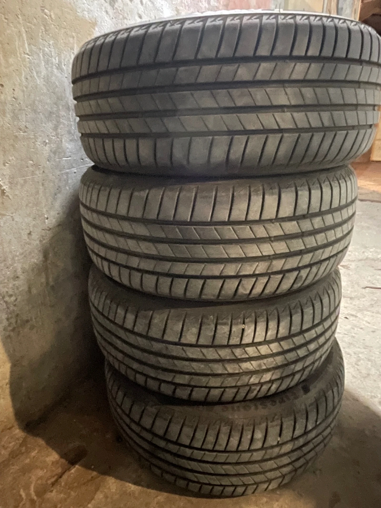 Гуми Летни 205/50R17
