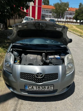 Toyota Yaris 1.4 D4D, снимка 2